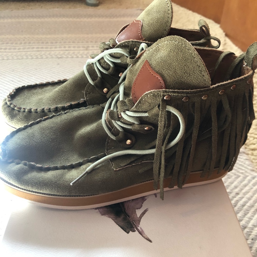 Green suede moccasins size 9 NEW